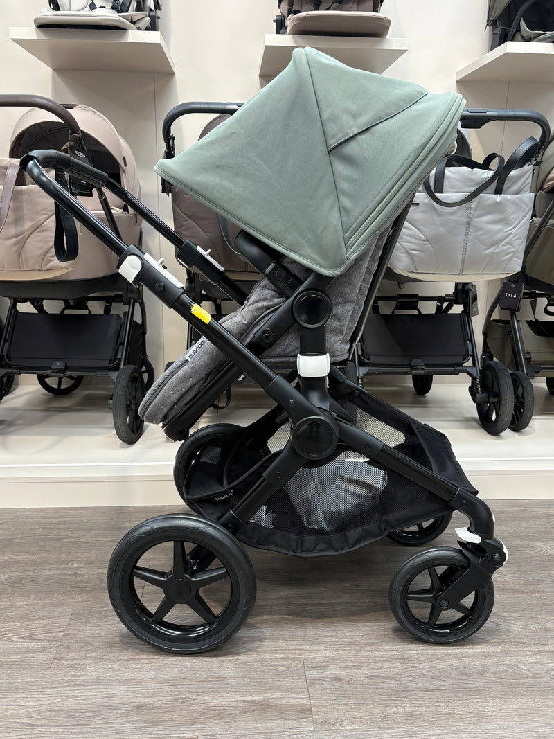PRE LOVED Bugaboo Fox3 2-in-1 Travel System - Grey Melange/Forest Green