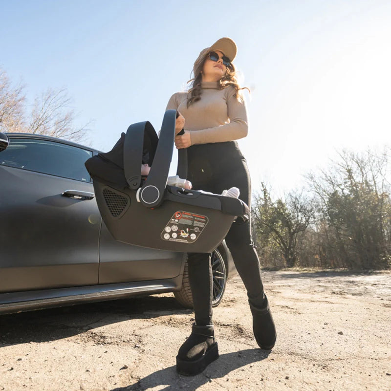 Lorelli Aria Luxe Newborn Car Seat - Black