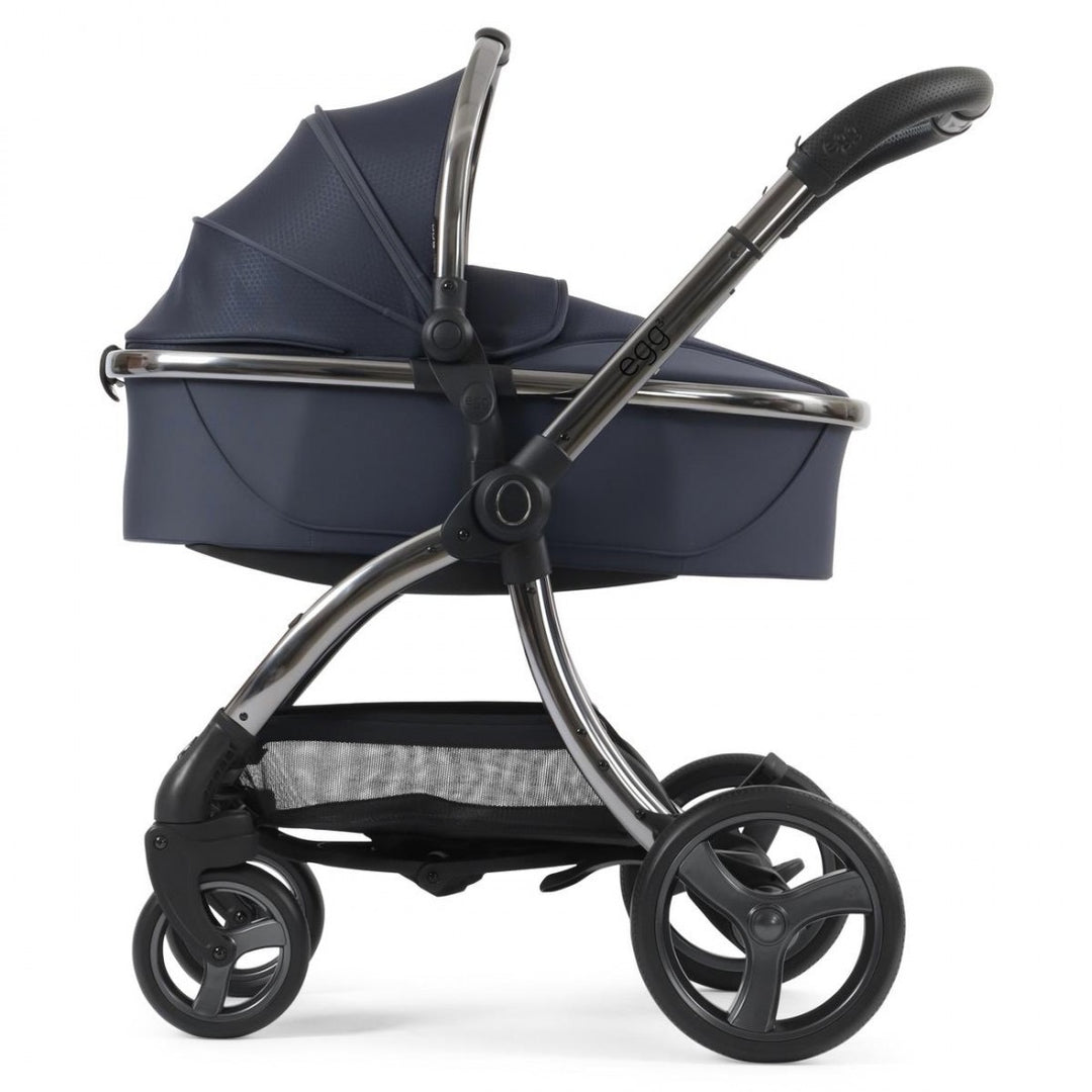 egg 3 Luxury Cloud T i-Size Travel System Bundle - Celestial + FREE OVERNIGHT BAG WORTH £125!