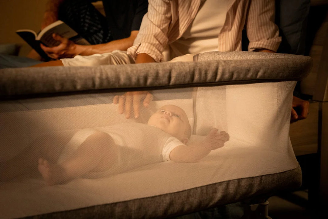 Chicco Next2Me Armonia Bedside Crib (Including Motion Sensor Light) - Scandinavian