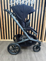 PRE LOVED Maxi-Cosi Fame Pushchair - Twillic Black