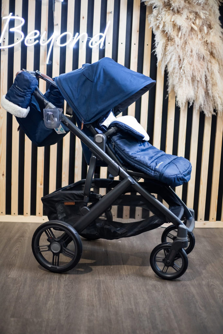 EX DISPLAY Uppababy VISTA V3 Pushchair & Pram + 4 Piece Accessory Bundle - Noa