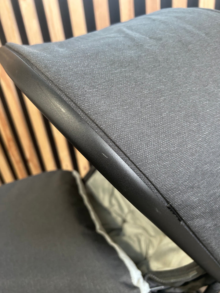 EX DISPLAY Venicci Tinum Edge 2-in-1 Travel System - Charcoal