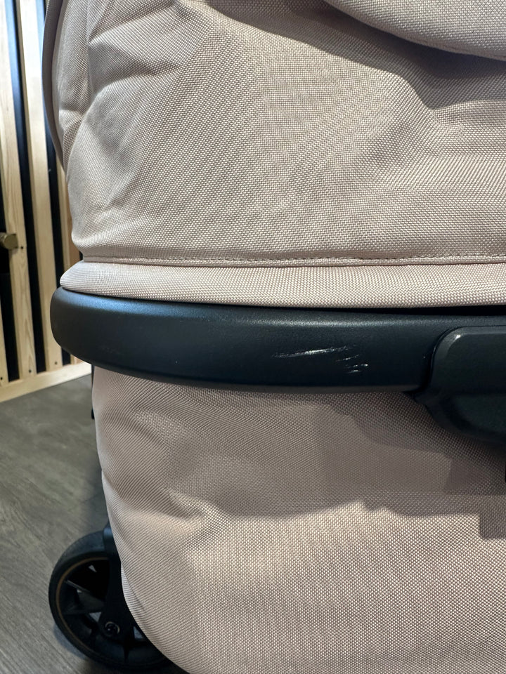 PRE LOVED My Babiie MB33 Twin Pushchair - Giraffe