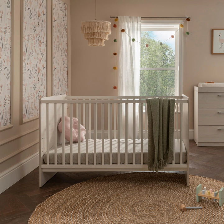 Cuddleco Freya Cot Bed - Coastal White