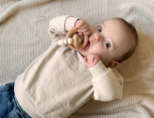 Chewies&More Wooden & Silicone Teething Ring - Sea