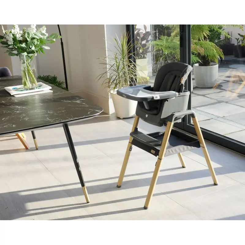 Tutti Bambini Nova Highchair-Grey/Oak
