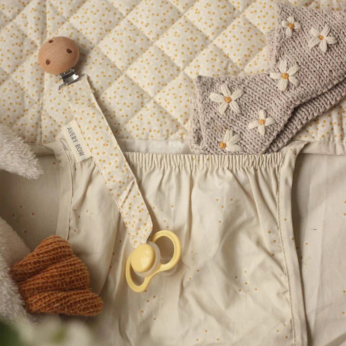 Avery Row Pacifier Holder - Daisy Meadow