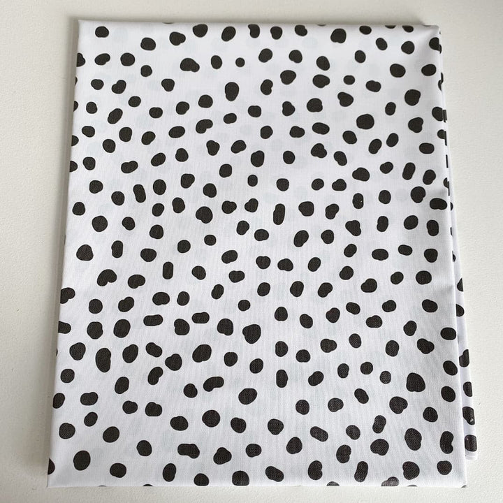 Bobbin & Bumble Splash Mat (120cm x 120cm) - Monochrome Spotty