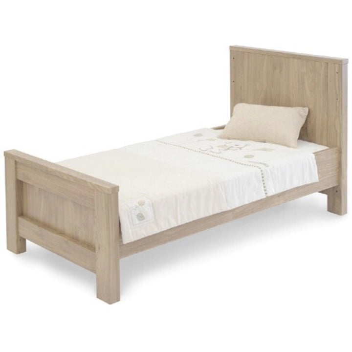 BabyStyle Bordeaux Cot Bed - Oak