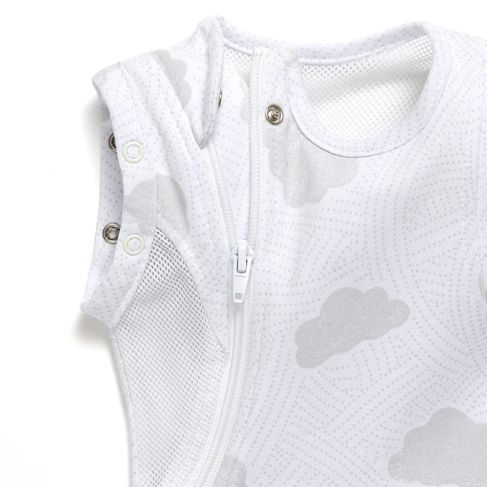 Purflo Swaddle To Sleep Bag 0.5 Tog 0-4m - Cotton Clouds