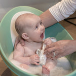 Shnuggle Newborn Support and Baby Bath Bundle - Blossom