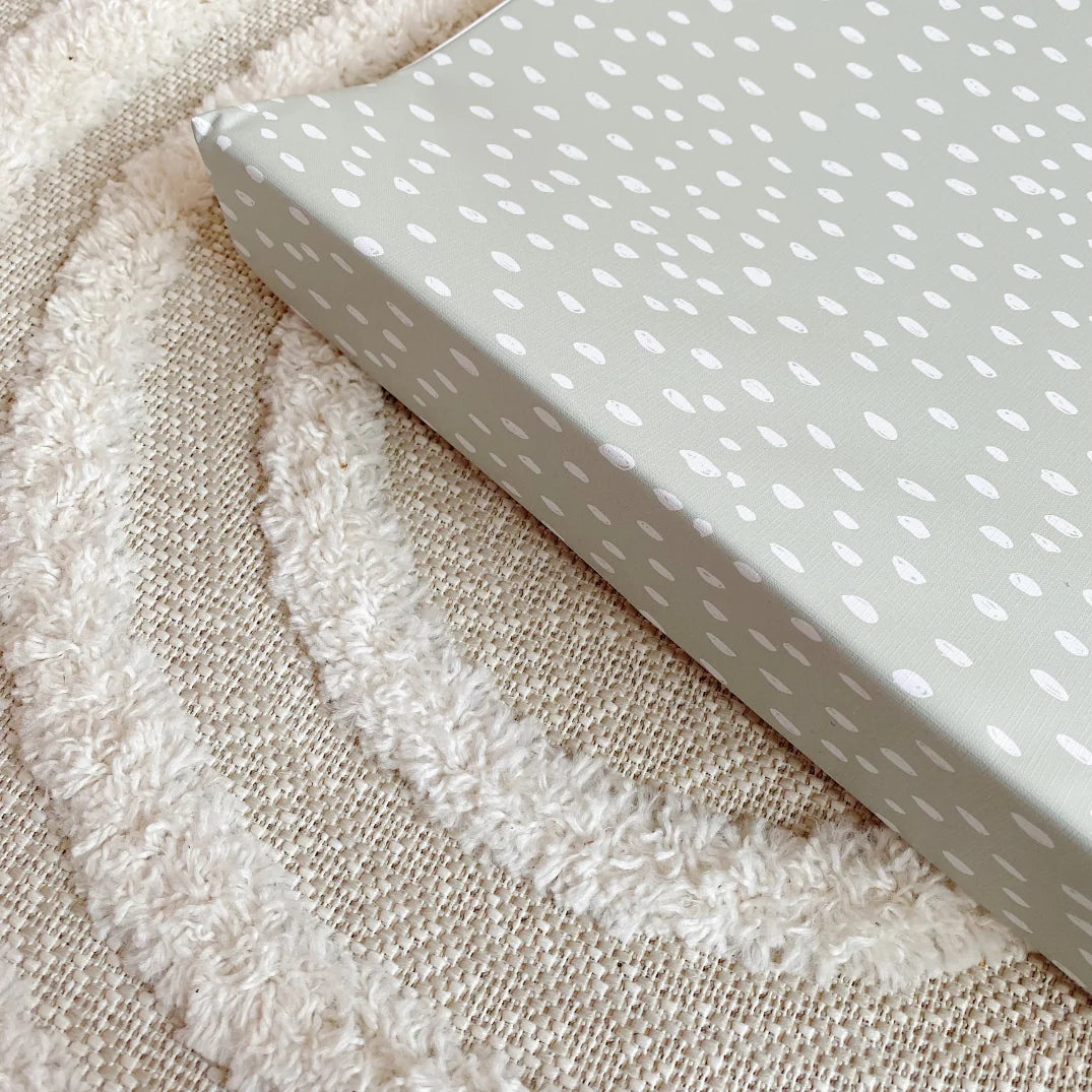 Bobbin & Bumble Anti-Roll Wedge Changing Mat – Sage Green Spotty Print