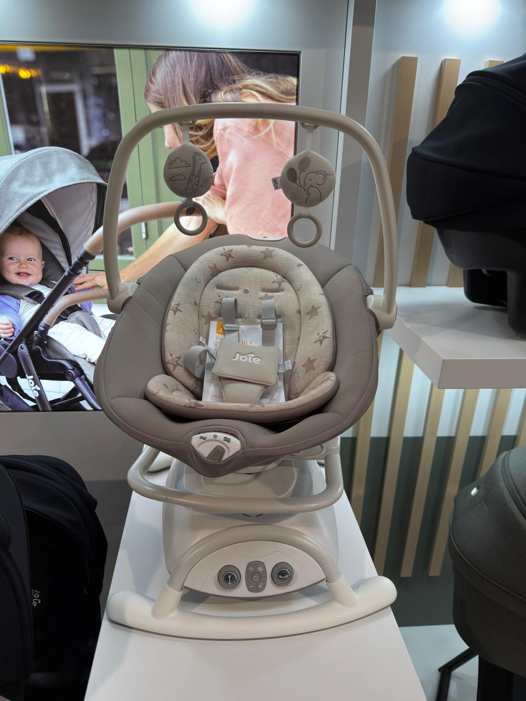 EX DISPLAY Joie Sansa 2in1 Rocker - Cosmo Tan