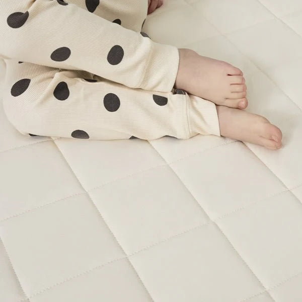 The Little Green Sheep Natural Junior Mattress – 90 x 190cm (Standard UK Single Size)