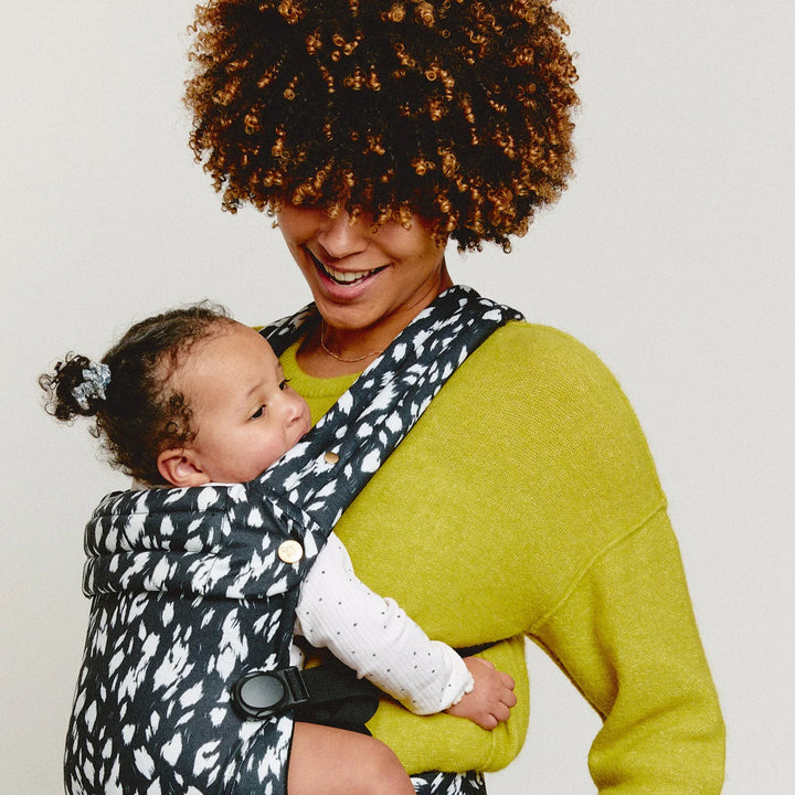 Bizzi Growin Nomad Air Monochrome Print Baby Carrier – Orca