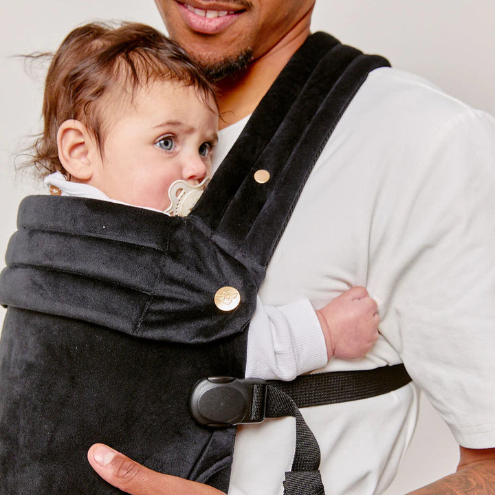 Bizzi Growin Nomad Air Velvet Print Baby Carrier – Panther Black