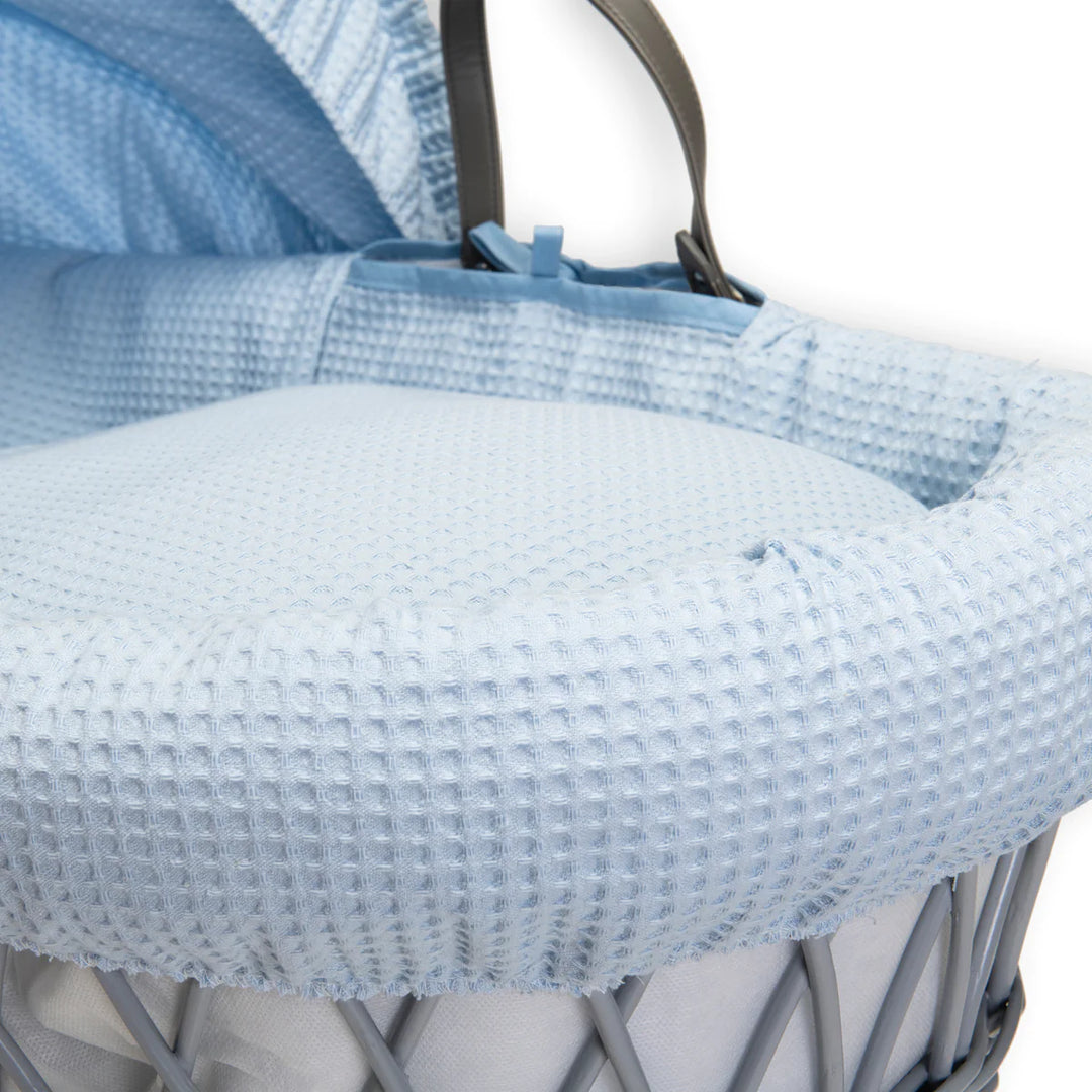 Clair De Lune Waffle Grey Wicker Moses Basket & Rocking Stand - Blue