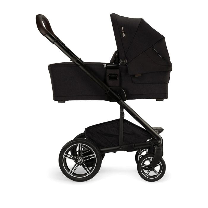 Nuna MIXX Next BMW Collection with ARRA Flex & BASE Curv Bundle - Element