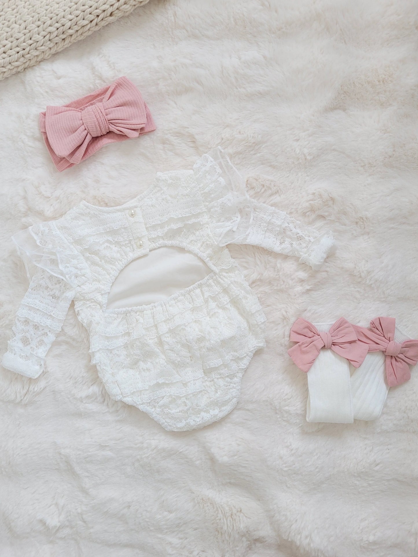 Nunubebe Pearl Premium Lace Romper