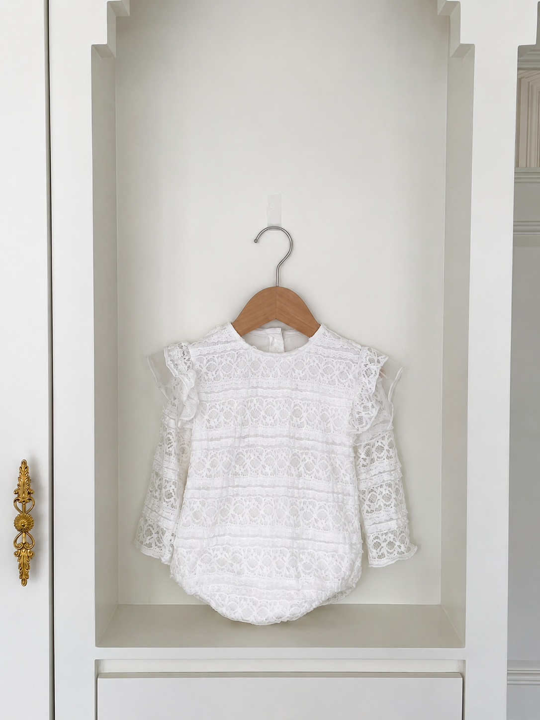 Nunubebe Pearl Premium Lace Romper
