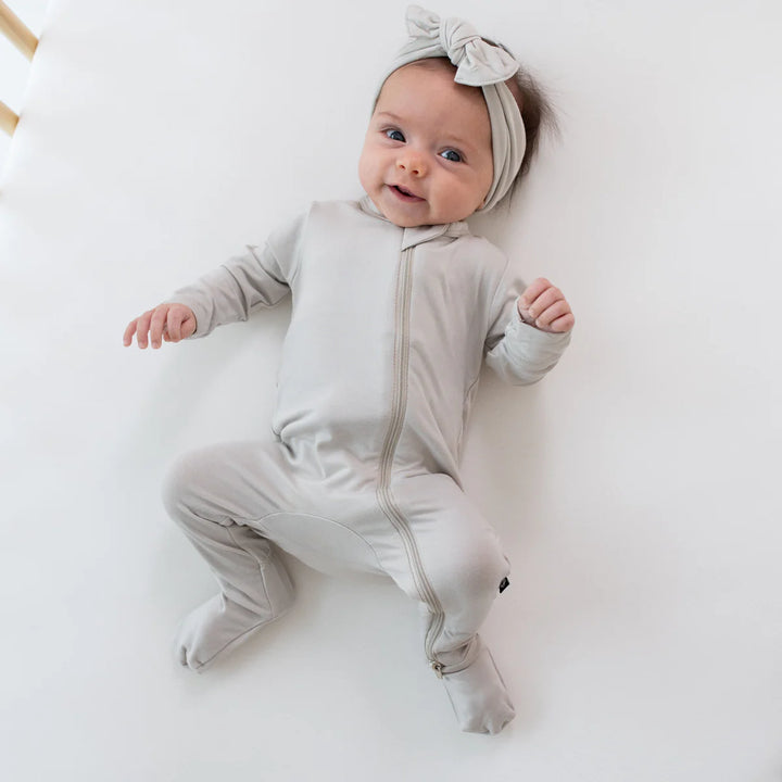 EX DISPLAY Zippered Sleepsuit in Oat 0-3m