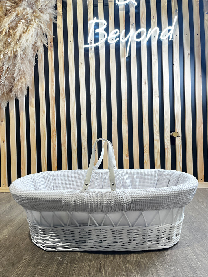 EX DISPLAY Clair De Lune Wicker Moses Basket