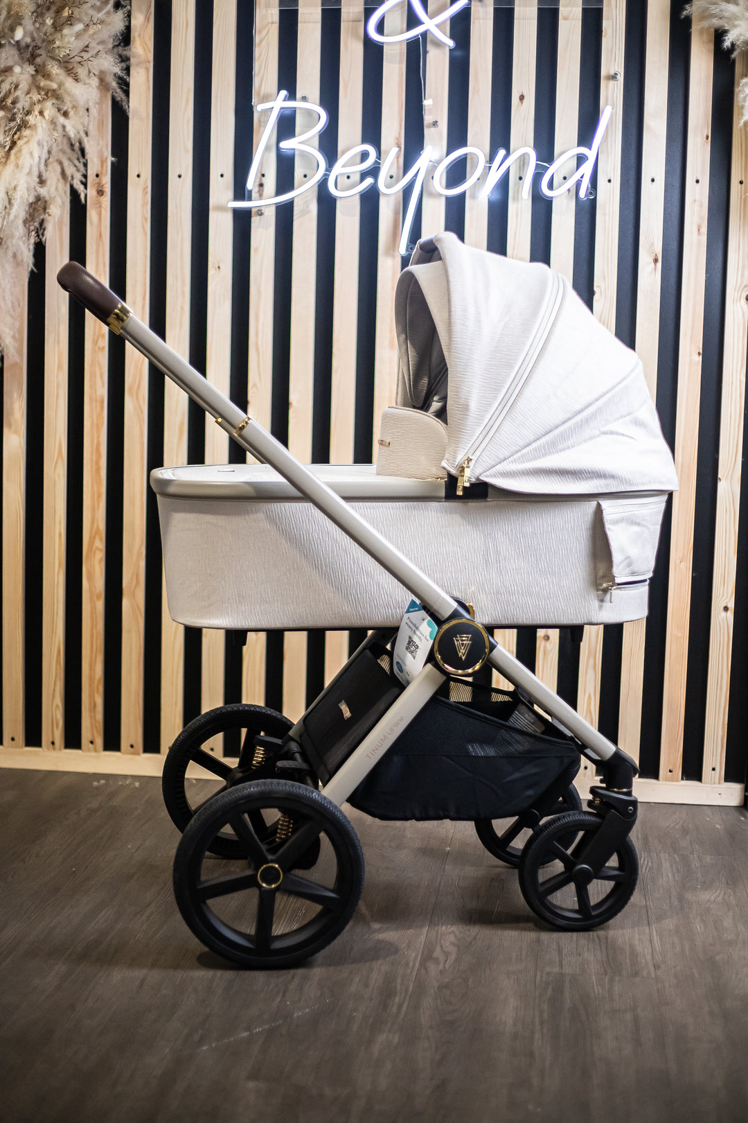 EX DISPLAY Venicci Tinum Upline Travel System - Stone Beige