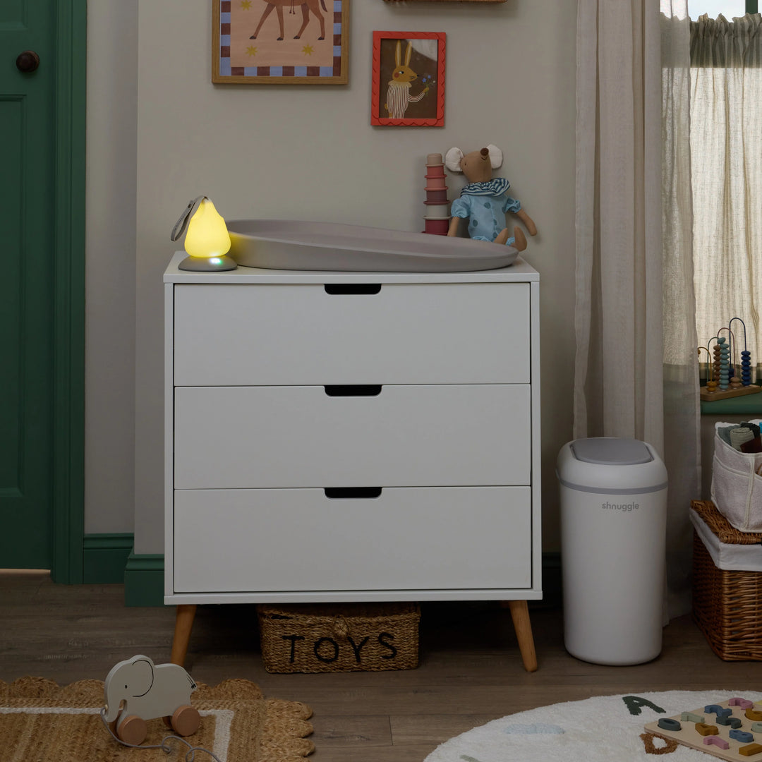 Shnuggle Moonlight Plus Nightlight with Digital Room Temperature Display