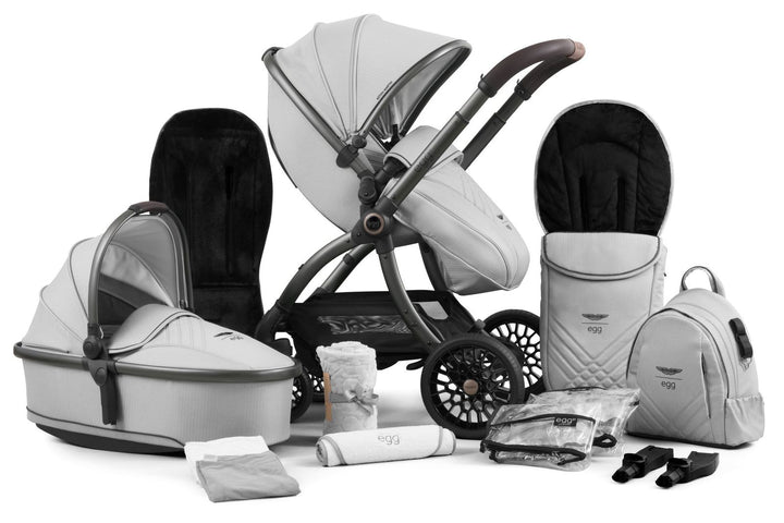 Aston Martin egg3® Luxury Travel System – Soft Grey