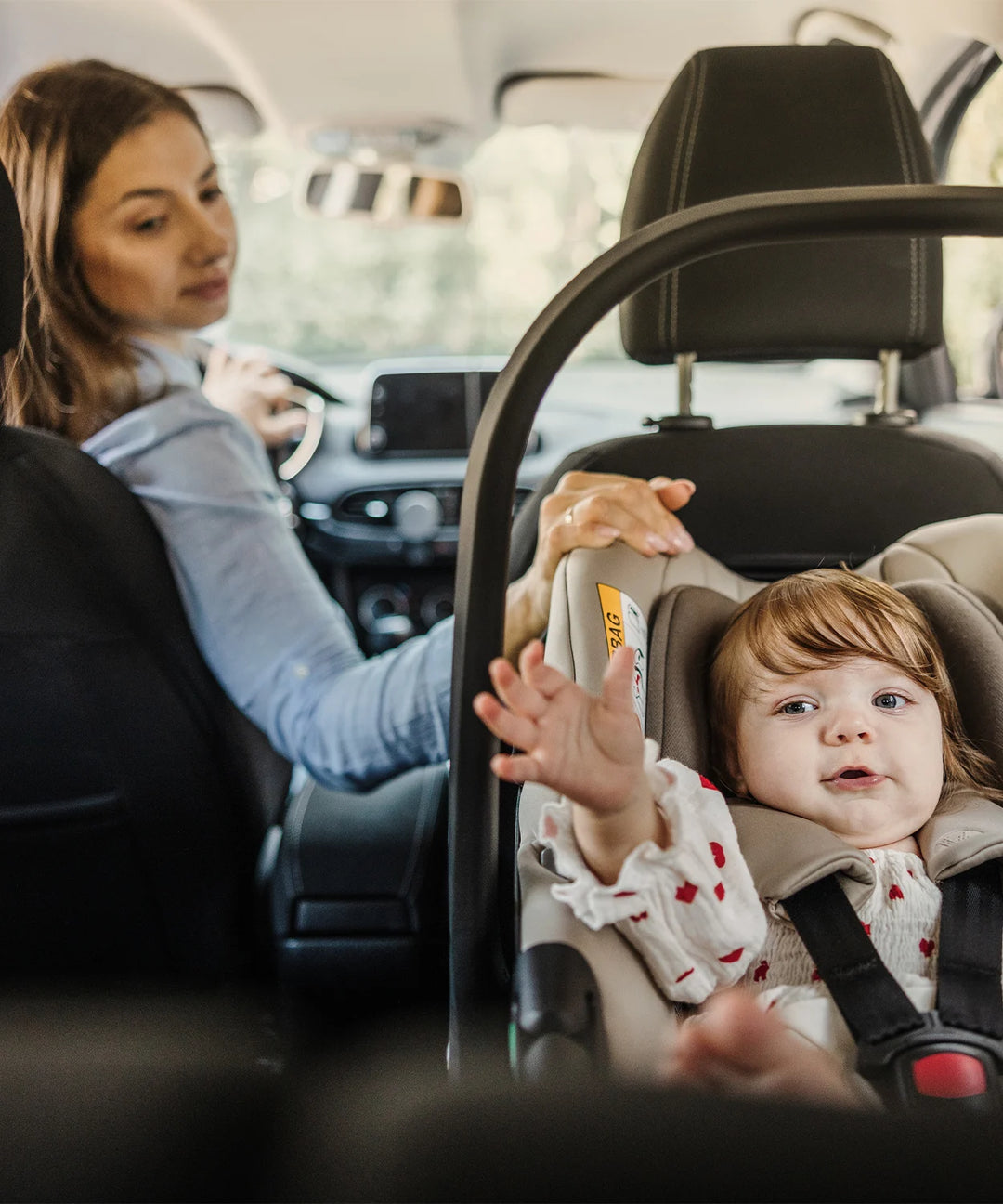 Venicci Tiago 360 i-Size Car Seat – Beige – Bambinosandbeyond