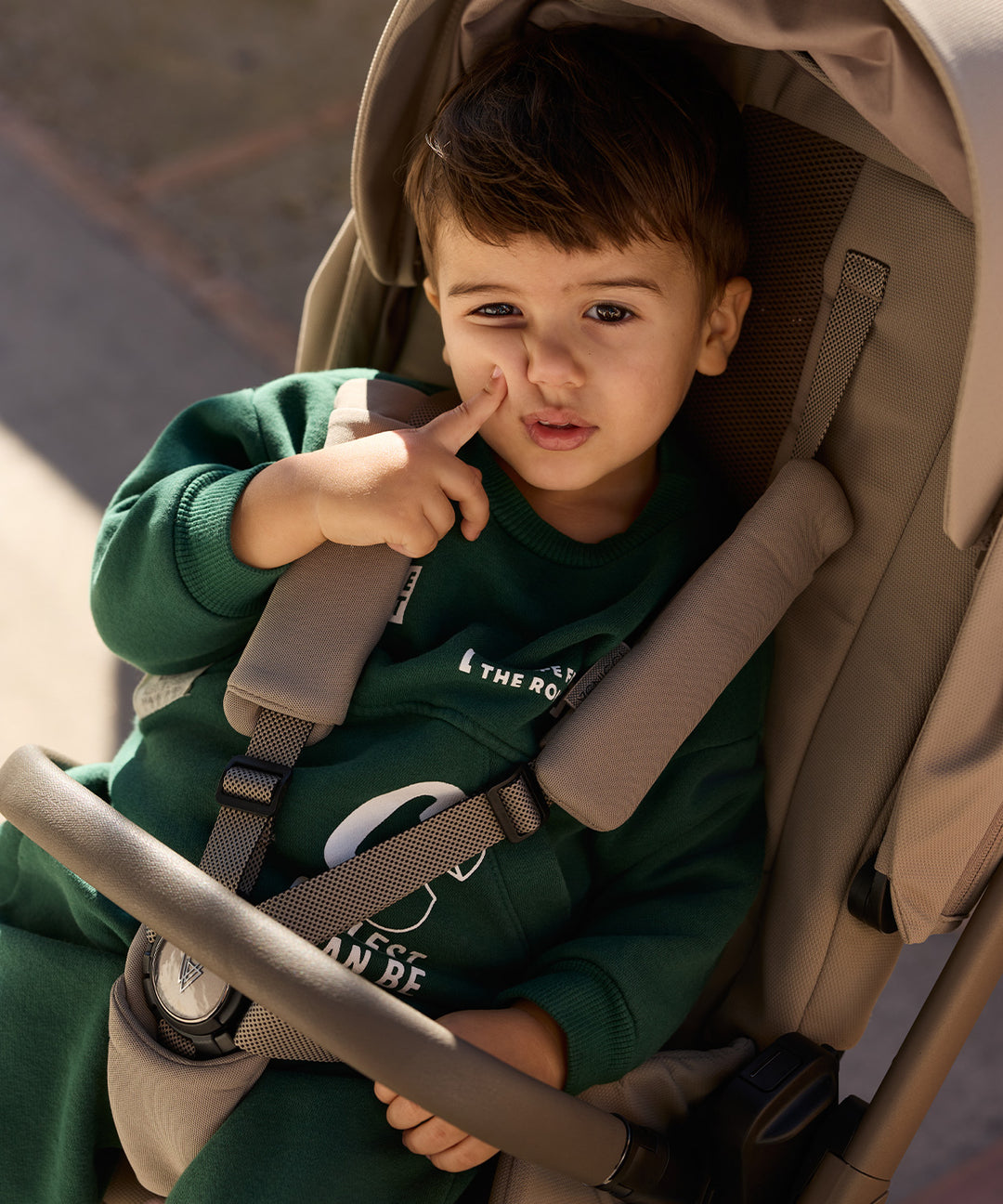 Venicci Tila 11 Piece Travel System Bundle - Latte