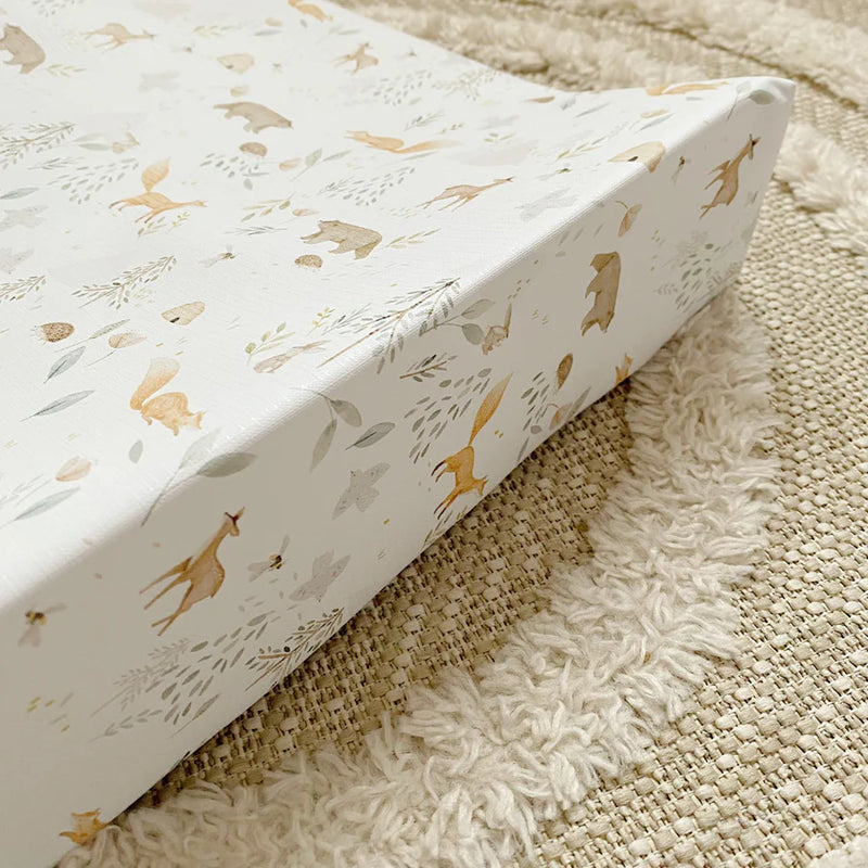Bobbin & Bumble Anti-Roll Wedge Changing Mat – Woodland Animals