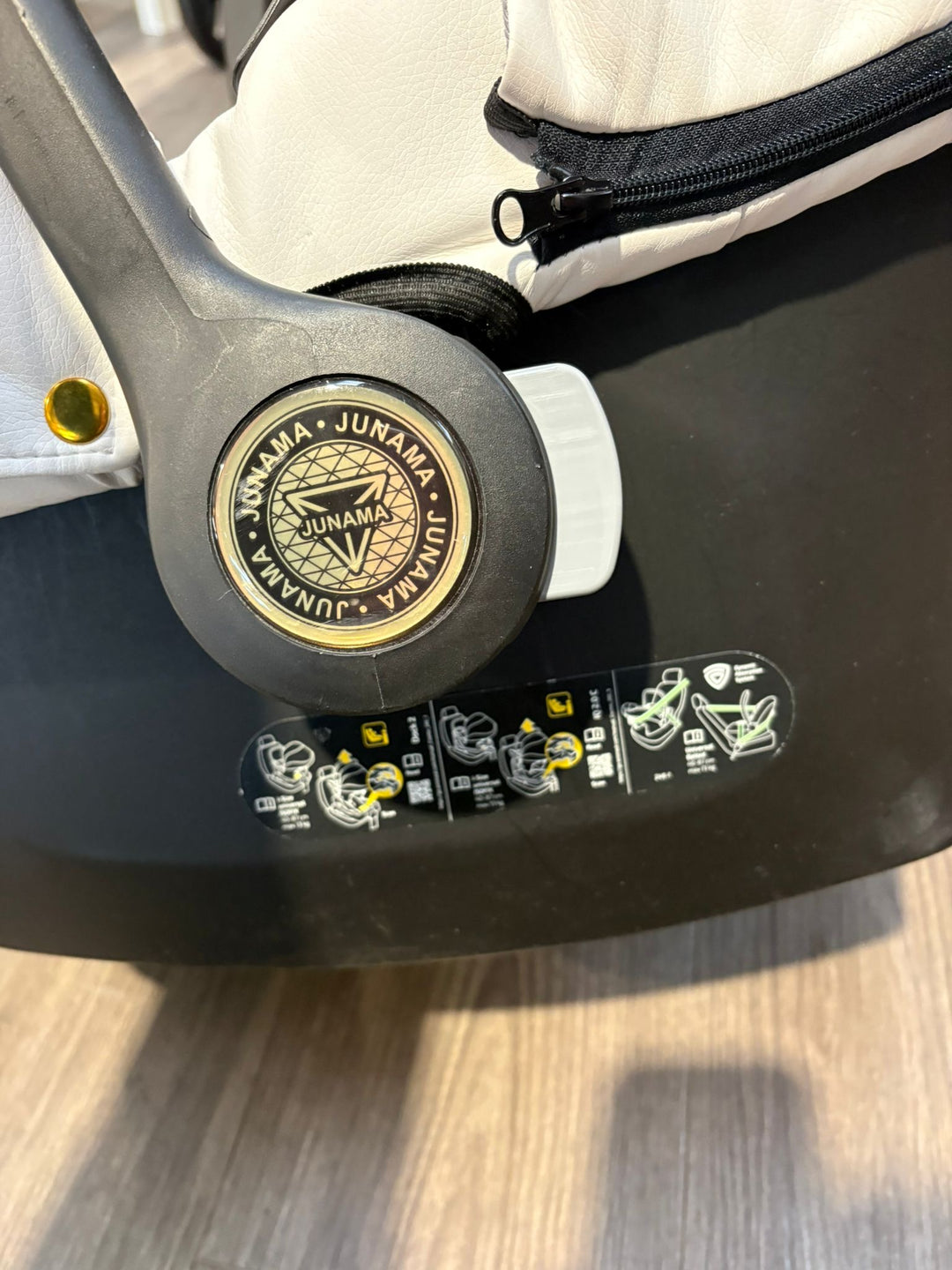 EX DISPLAY Cosatto Tote Car Seat - Hoglet