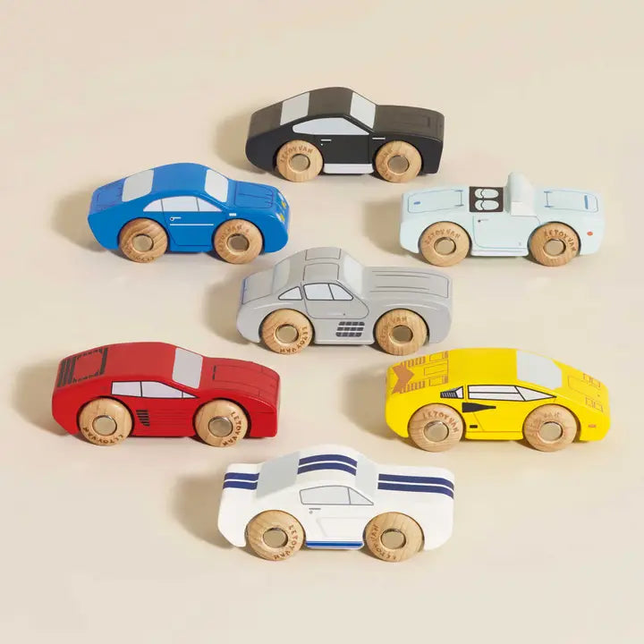 Le Toy Van Classic Wooden Sports Car Gift Set