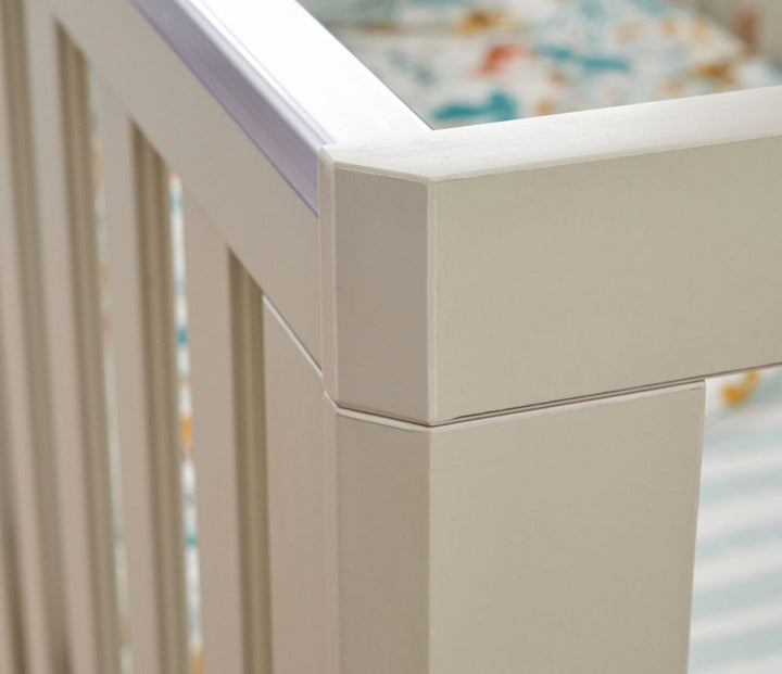 Tutti Bambini Hygge Mini Cot Bed 2 Piece Room Set - Light Oak/White Sand