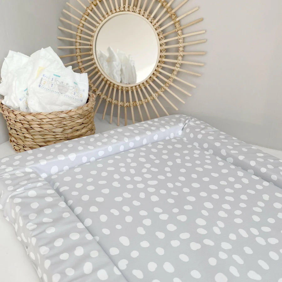 Bobbin & Bumble Standard Changing Mat – Grey Spots Print