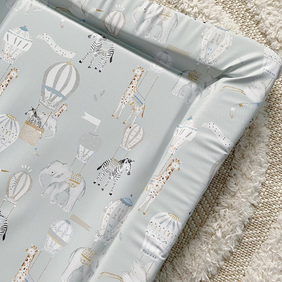 Bobbin & Bumble Standard Changing Mat - Blue Hot Air Balloons Print