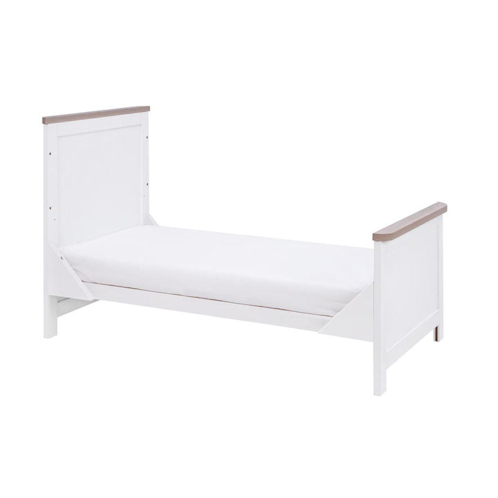 Tutti Bambini Verona Cot Bed - White/Oak