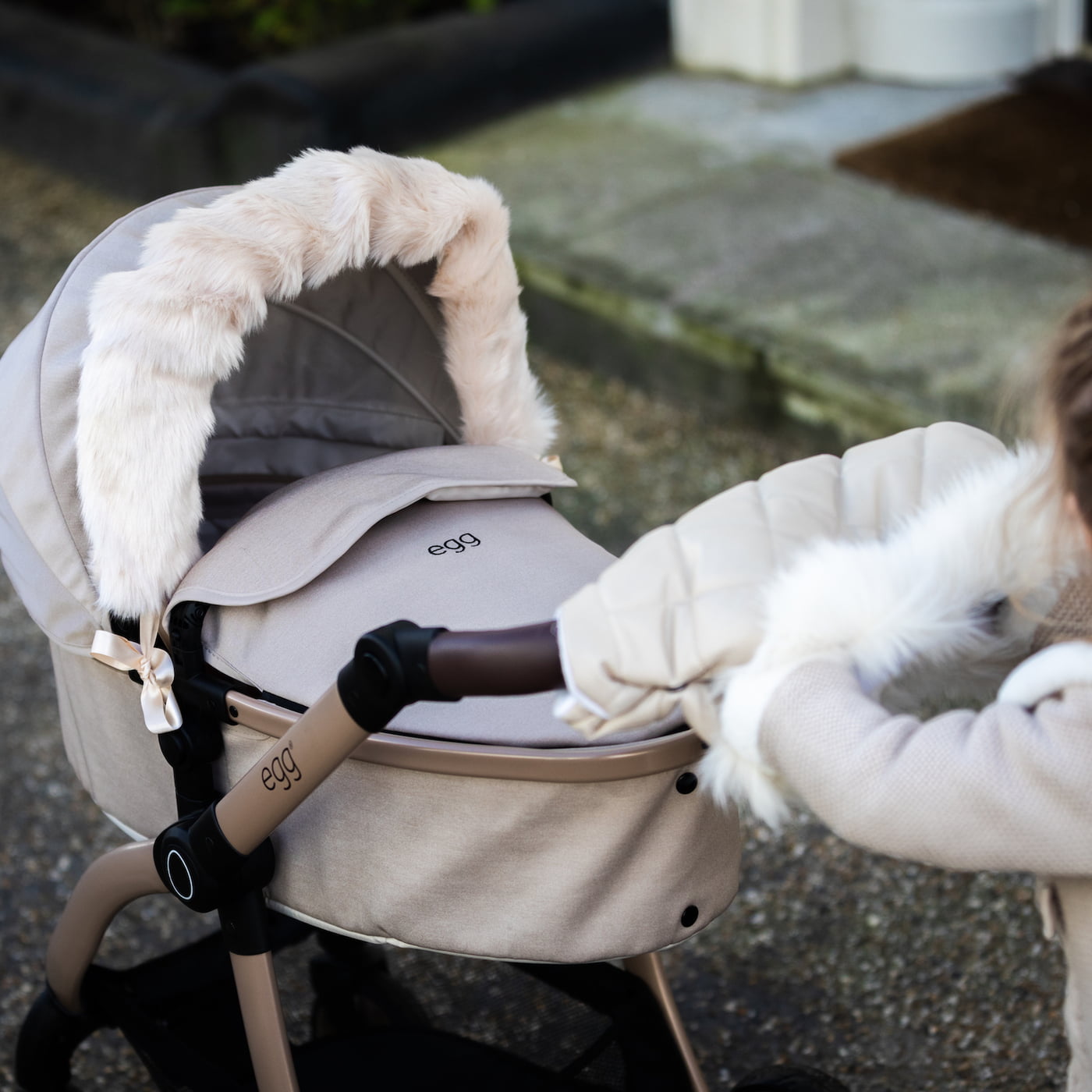 egg Dolls Pram Fur Accessory Pack - Feather