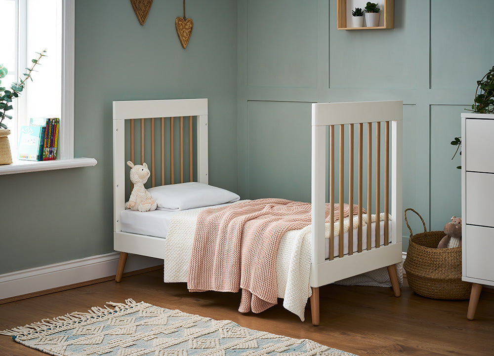 Obaby Maya Mini Cot Bed - White/Natural