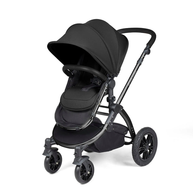 Ickle Bubba Stomp Luxe All in One Premium Travel System with ISOFIX Base - Midnight Black/Black + FREE BUBBA & ME CRIB