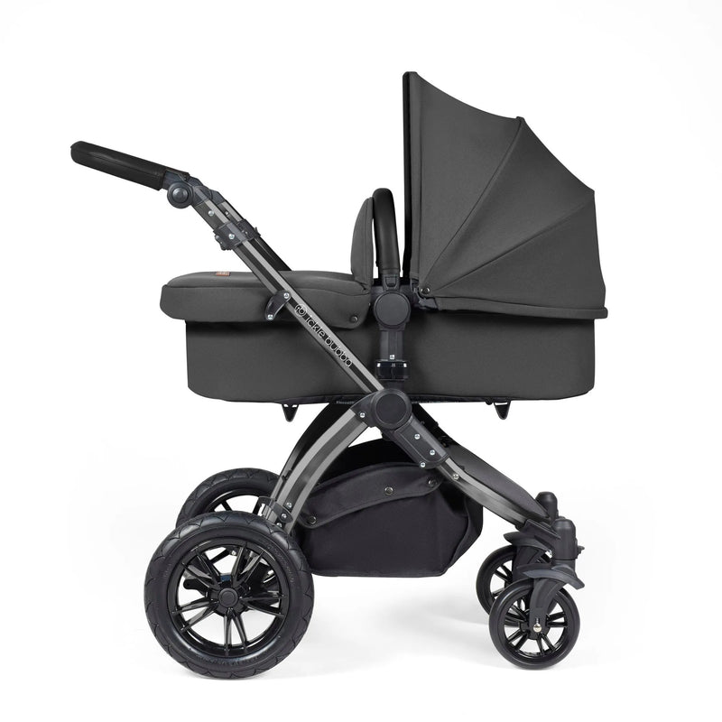 Ickle Bubba Stomp Luxe 12 Piece Cirrus Travel System + Isofix Base - Charcoal Grey/Black/Black