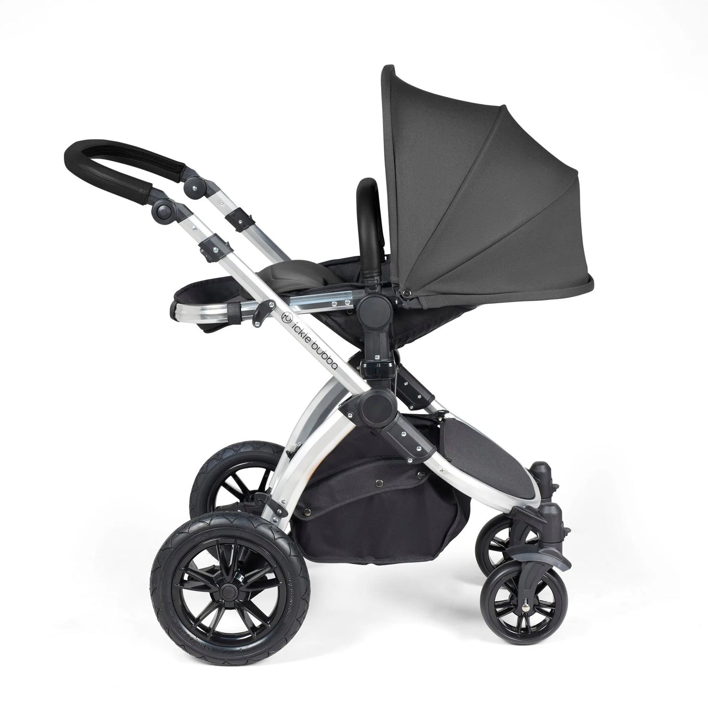 Ickle Bubba Stomp Luxe 12 Piece Cirrus Travel System + Isofix Base - Charcoal Grey/Silver/Black