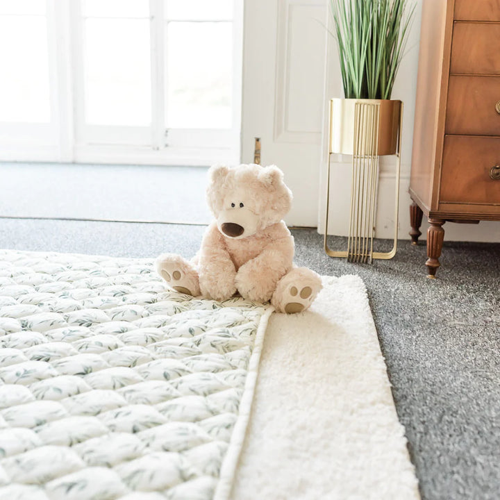 Gilded Bird Linen Leaves Green Quilted Playmat