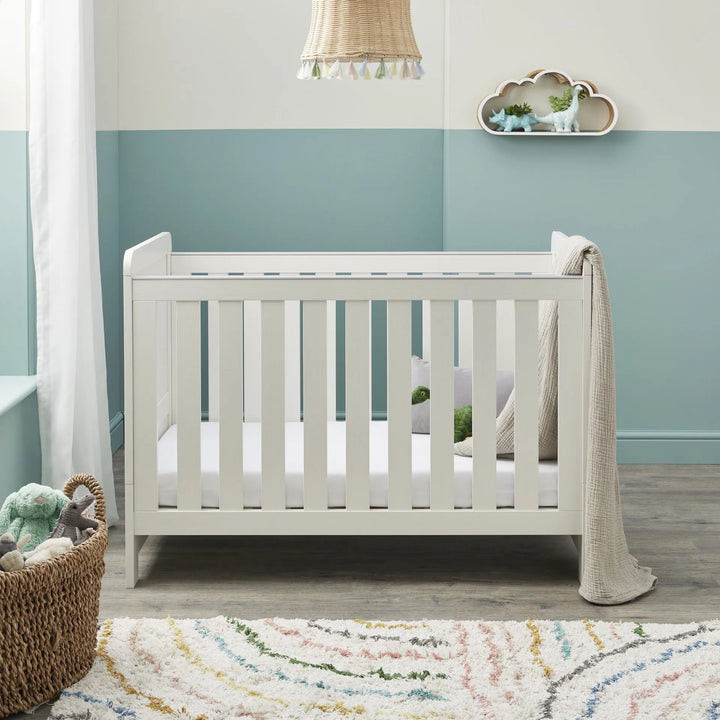 Babymore Caro Mini Cot Bed – Whitewash