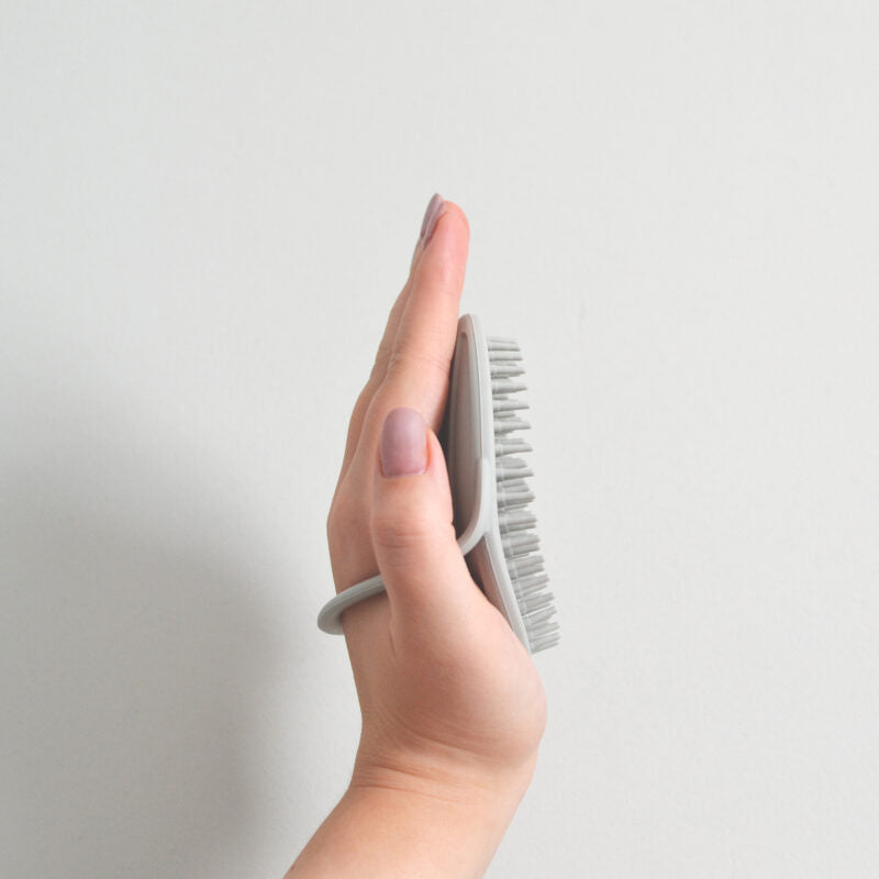 Shnuggle Baby Bath Brush - Pebble Grey