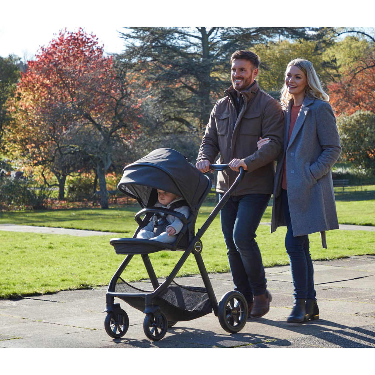 Babymore MeMore V2 Pram Pushchair – Black