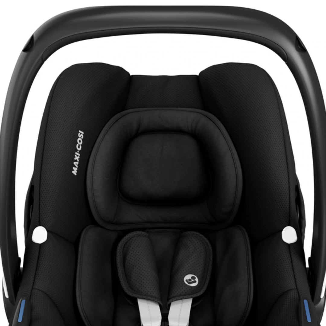 Maxi Cosi Cabriofix i-Size & Base | Essential Black